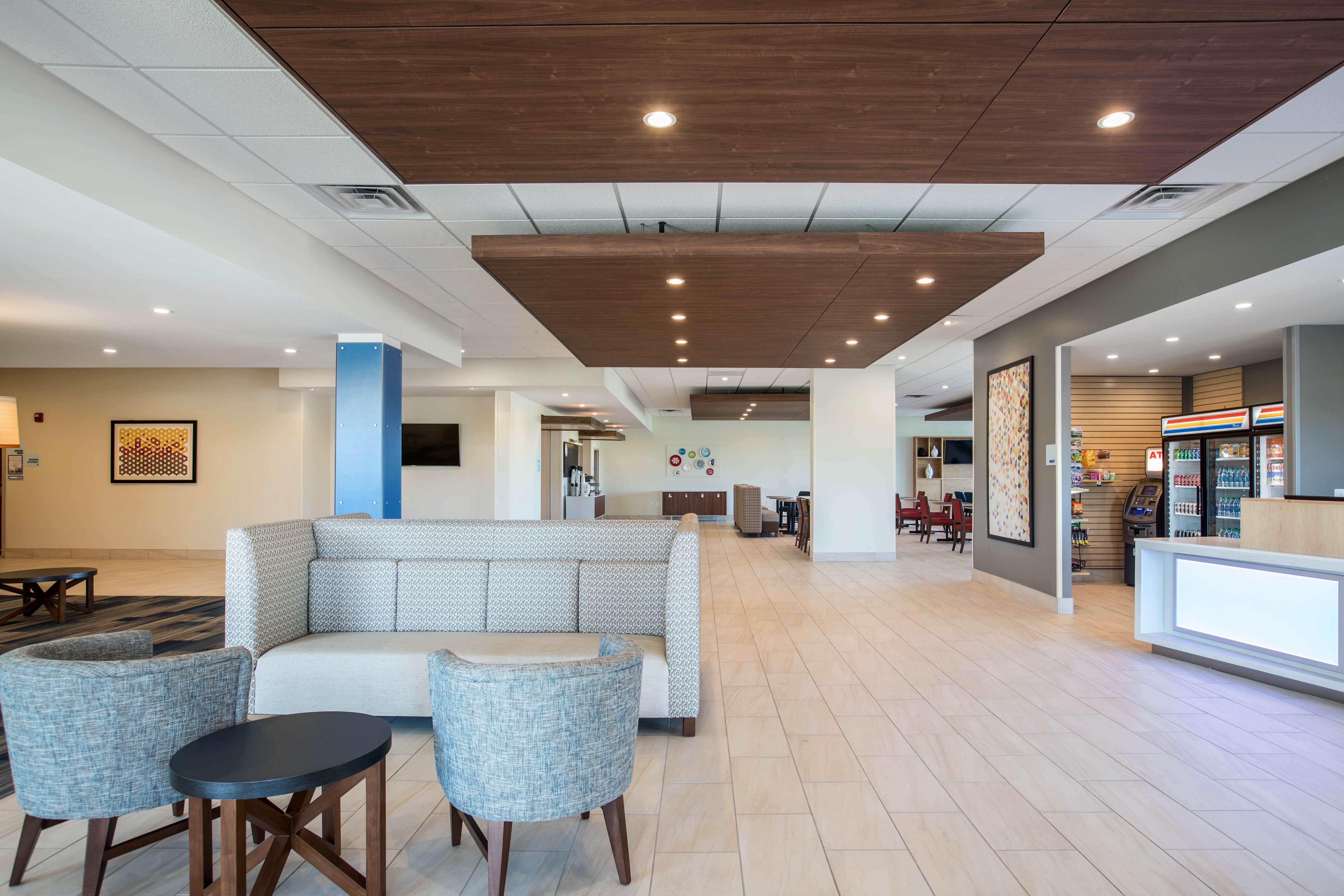 Holiday Inn Express & Suites Ludington By Ihg Εξωτερικό φωτογραφία