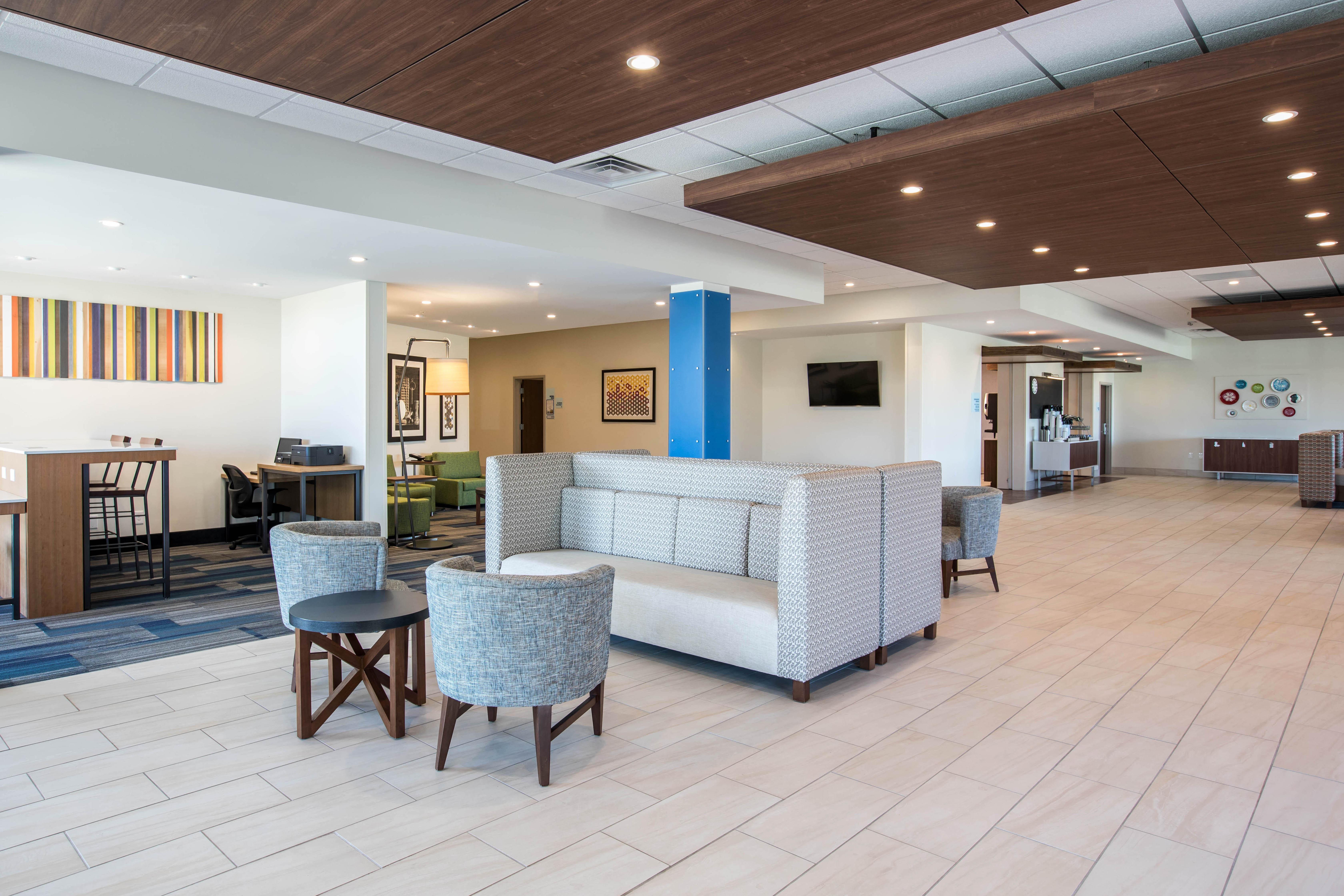Holiday Inn Express & Suites Ludington By Ihg Εξωτερικό φωτογραφία