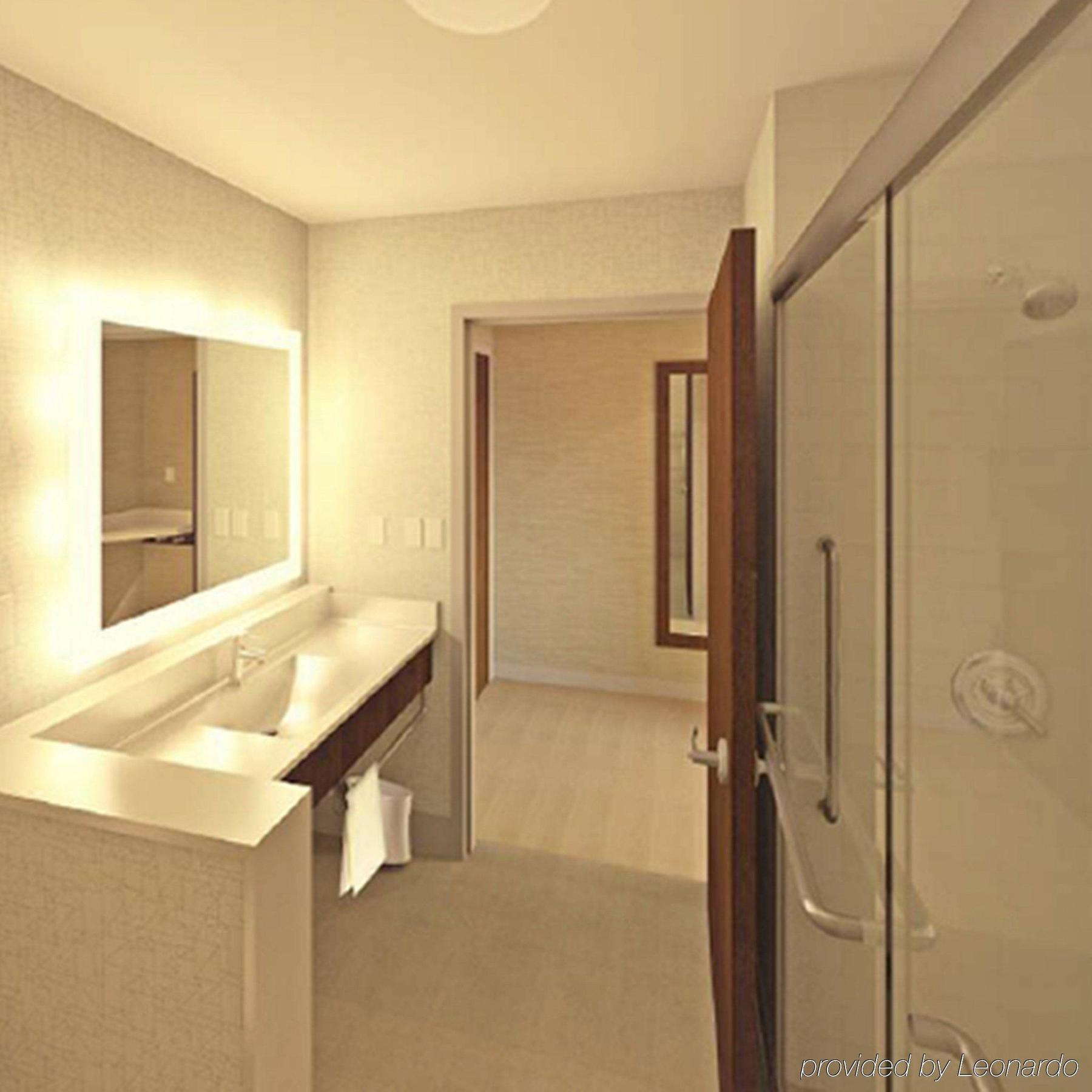 Holiday Inn Express & Suites Ludington By Ihg Εξωτερικό φωτογραφία