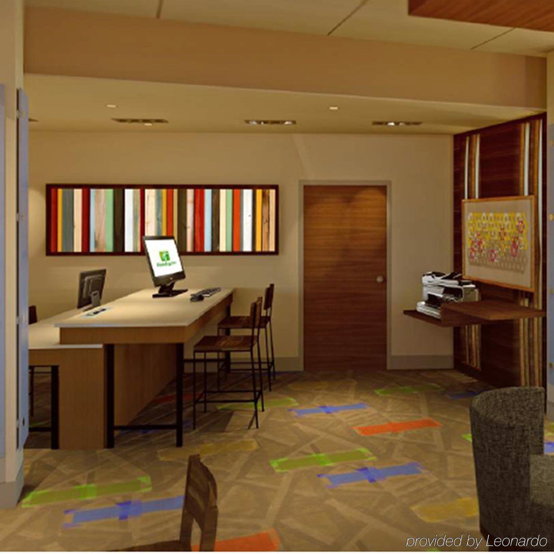 Holiday Inn Express & Suites Ludington By Ihg Εξωτερικό φωτογραφία
